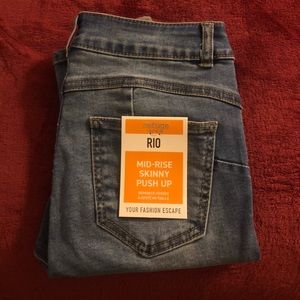 Charlotte Russe Refuge Mid Rise Jeans Size 3